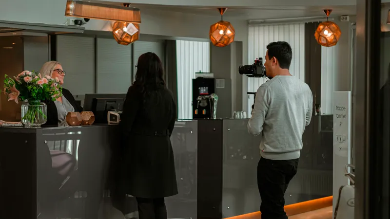 Steady Catch leverer videoproduksjoner for bedrifter. Oslo Webdesign velger de som sin samarbeidspartner.